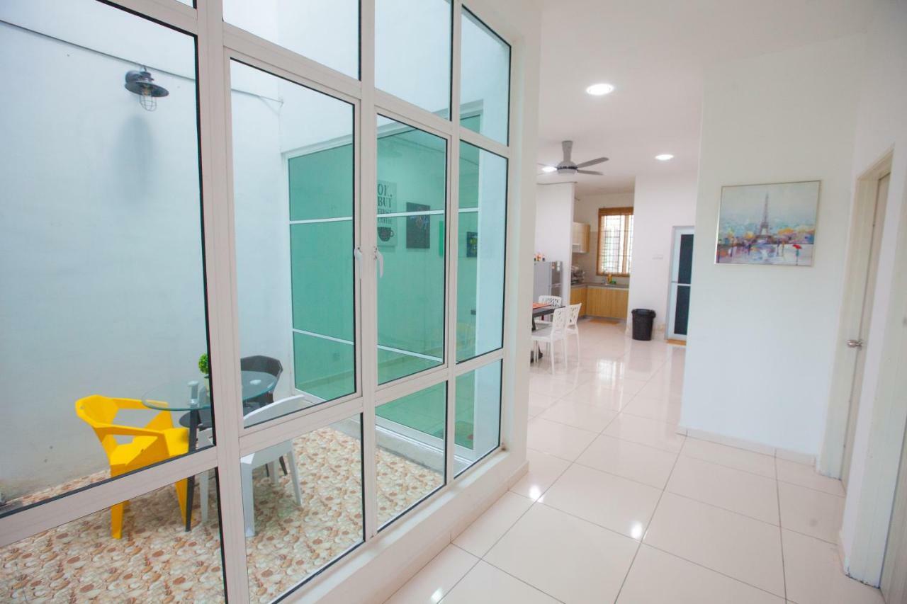 The Only Sea View In Town Villa กัวห์ ภายนอก รูปภาพ